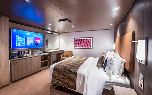 MSC Cruises MSC Seaview Accommodation MSC Yacht Club Interior Suite.jpg